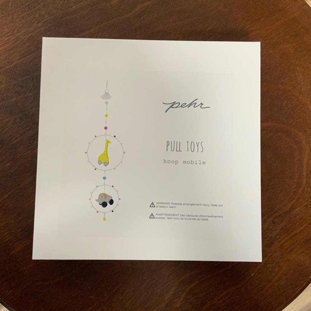 PEHR PULL TOYS HOOP MOBILE